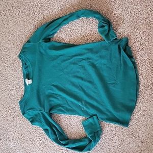 Women's thermal top size medium